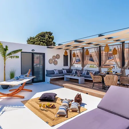 Holiday home To Nissi