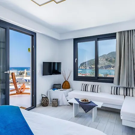 To Nissi Holiday home