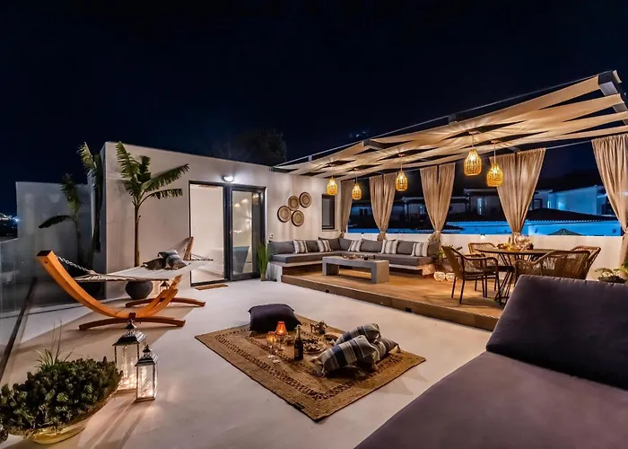 To Nissi Holiday home *